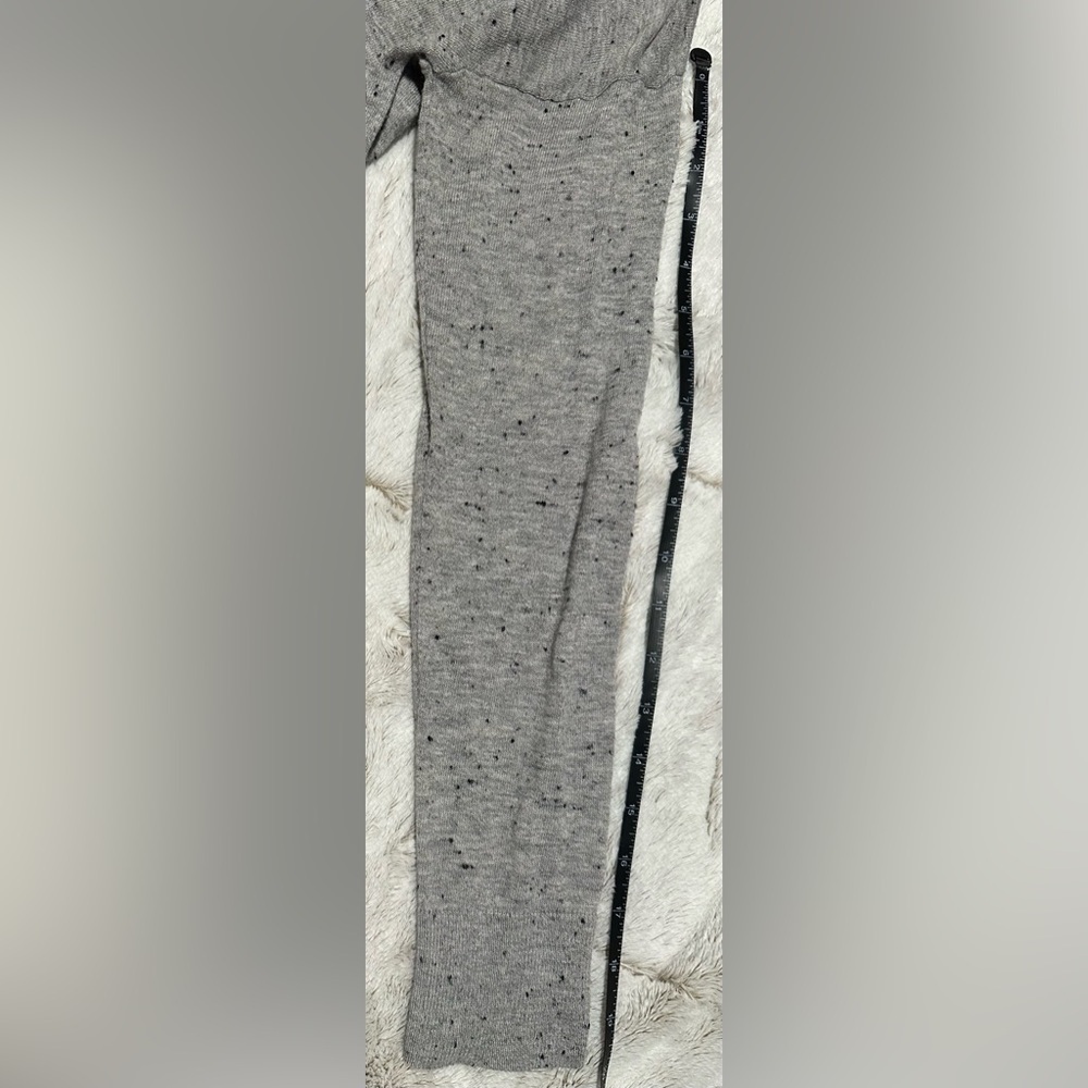 Lou & Grey Speckled Knit Cut Out Back Sweater - Picture 6 of 11